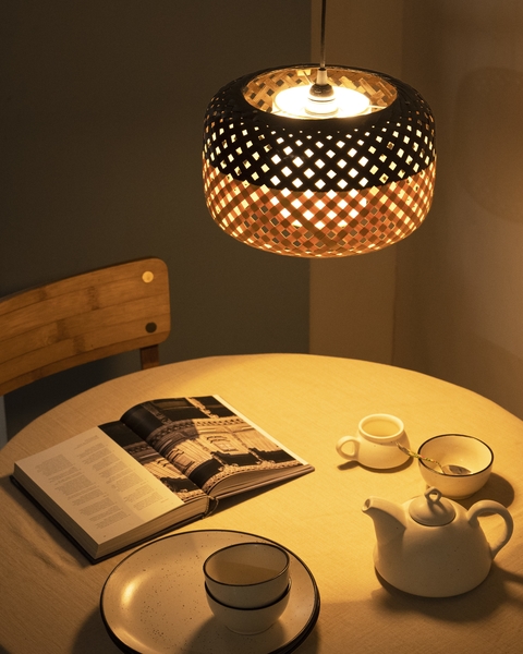 Bamboo Bliss – Handwoven Eco-Friendly Table Lamp